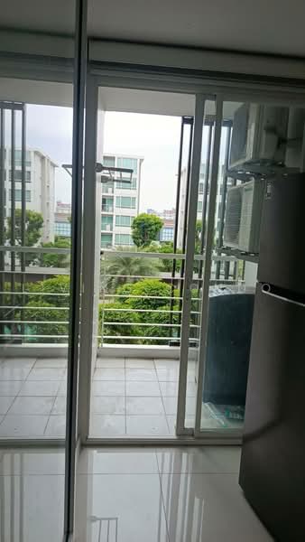 Elements Srinakarin, Bangkok, 43-1 Soi Supaphong 3, Intersection 4, Srinakarin Road, Nong Bon, Prawet, Bangkok, 1 Bedroom, 39 sqm, Condo For Rent, by Living Condo, 500451538 - DDproperty.com