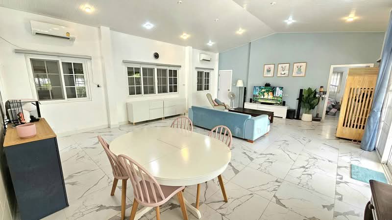 ซอยมิตรสัมพันธ์ บางแสน ชลบุรี, Chon Buri (Pattaya), Ban Pik, Muang Chon Buri, Chon Buri (Pattaya), 2 Bedrooms, 100 sqm, Single Detached House For Sale, by ภัทรภร ภัทรเดชดำรงค์, 500451555 - DDproperty.com