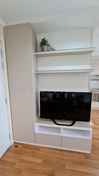 Lumpini Place Ratchayothin, Bangkok, 1484 Phahonyothin Road, Chan Kasem, Chatuchak, Bangkok, 1 Bedroom, 29 sqm, Condo For Sale, by Aphisit Khotudon, 500451681 - DDproperty.com