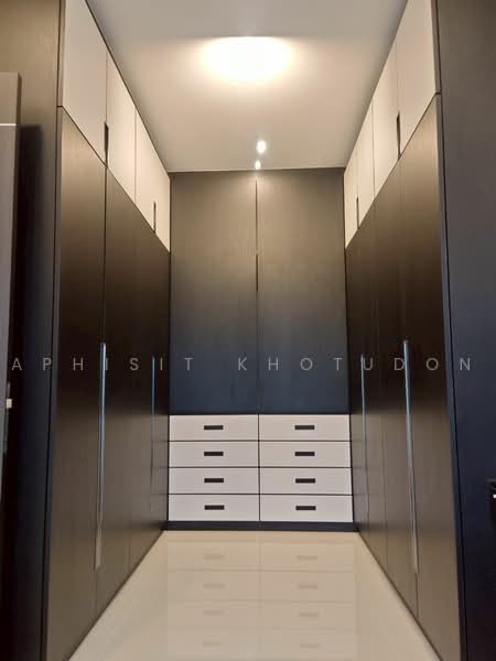 undefined, Bangkok, Phlapphla, Wang Thonglang, Bangkok, 5 Bedrooms, 310 sqm, Townhouse For Sale, by Aphisit Khotudon, 500451686 - DDproperty.com