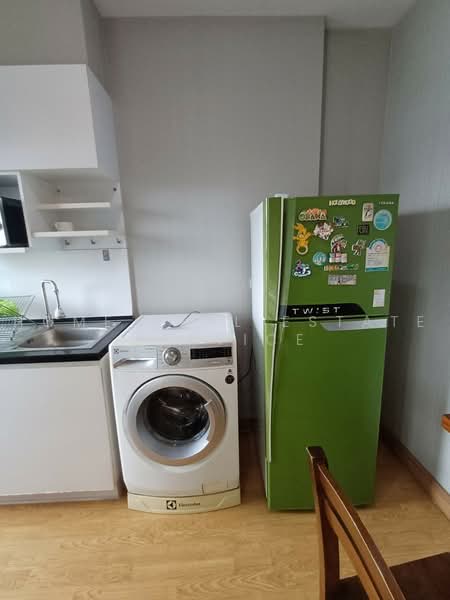 The Parkland Grand Asoke-Phetchaburi, Bangkok, 1811 Phetchaburi Rd, Bang Kapi, Huai Khwang, Bangkok, 1 Bedroom, 35 sqm, Condo For Sale, by HOME Real Estate Service, 500451725 - DDproperty.com