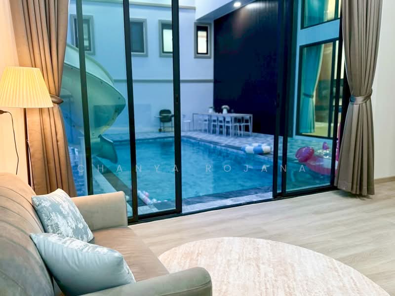 Sunflower Pool Villa - Pattaya, Chon Buri (Pattaya), เทศบาล 1 ซอย 7, Huai Yai, Bang Lamung (Pattaya), Chon Buri (Pattaya), 4 Bedrooms, 301 sqm, Villa For Sale, by Chanya Rojana, 500451726 - DDproperty.com