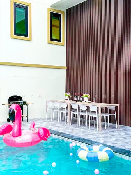 Sunflower Pool Villa - Pattaya, ชลบุรี, เทศบาล 1 ซอย 7, ห้วยใหญ่, บางละมุง, ชลบุรี, 301 ตร.ม., วิลล่า ขาย, โดย Chanya Rojana, 500451726 - DDproperty.com