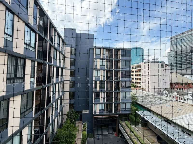 Lyss Ratchayothin, Bangkok, Phahon Yothin 27 Alley, Chatuchak, Bangkok, 1 Bedroom, 33 sqm, Condo For Sale, by NATTAPHONG Yodmanotham (K. Book), 500451766 - DDproperty.com