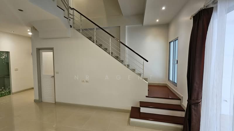 Baan Klang Muang Sukhumvit 113, Samut Prakan, Soi Dan Samrong 32, Samrong Nua, Muang Samut Prakarn, Samut Prakan, 3 Bedrooms, 206 sqm, Townhouse For Sale, by NR AGENT, 500451817 - DDproperty.com