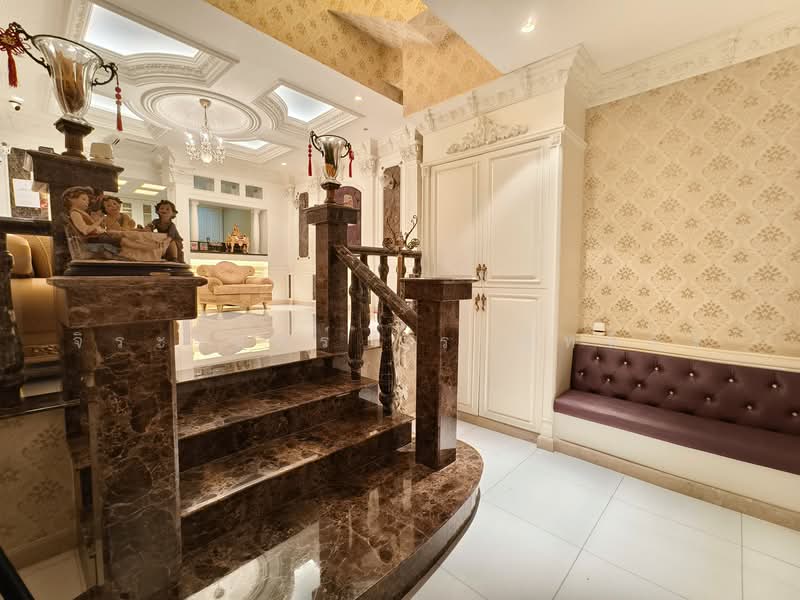 Baan Klang Muang Rama9-Srinakarin, Bangkok, Srinakarin Road, Suan Luang, Bangkok, 2 Bedrooms, 190 sqm, Townhouse For Sale, by จิระเมศร์ วราสิทธิ์สิริ, 500451843 - DDproperty.com