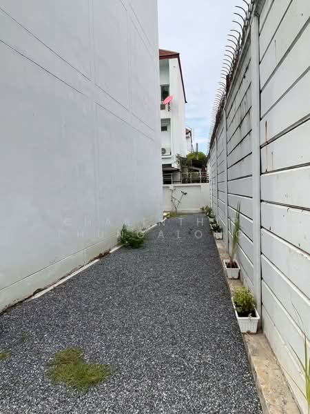 Baan Klang Muang S-Sense Rama 9-Ladprao, Bangkok, Soi Ladprao 84, Ladprao Road, Wang Thonglang, Bangkok, 3 Bedrooms, 180 sqm, Townhouse For Rent, by Charinthip Phungalong, 500451871 - DDproperty.com
