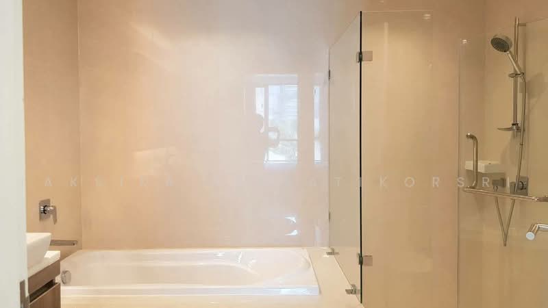 Vtara Sukhumvit 36, Bangkok, 118 Soi Saen Sabai, Phra Kanong, Khlong Toei, Bangkok, 2 Bedrooms, 59 sqm, Condo For Rent, by Laksika Keeratikorsri, 500451872 - DDproperty.com
