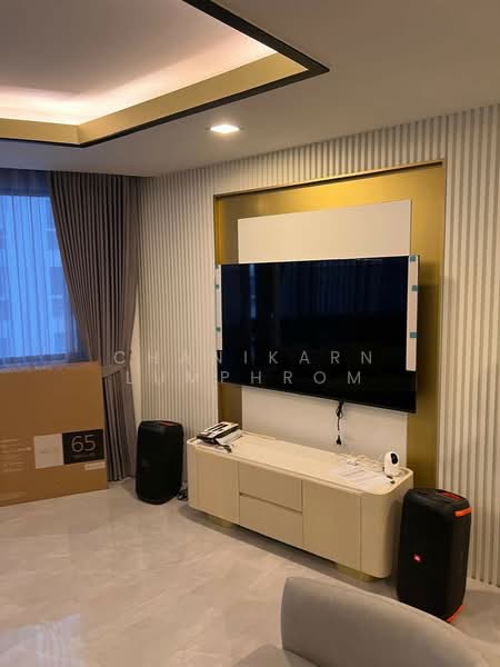 President Park Sukhumvit 24, Bangkok, 99 Sukhumvit 24 Alley, Khlongtoei Nua, Watthana, Bangkok, 3 Bedrooms, 223 sqm, Condo For Sale, by Chanikarn Lumphrom, 500451920 - DDproperty.com