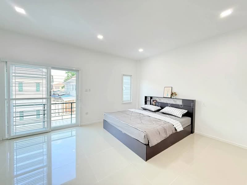 Patagonia 5 Ramintra-Safari, Bangkok, VP65+6Q9 หมู่บ้านพาทาโกเนีย, Min Buri, Bangkok, 3 Bedrooms, 120 sqm, Townhouse For Sale, by Supranee Bunkuea, 500451922 - DDproperty.com