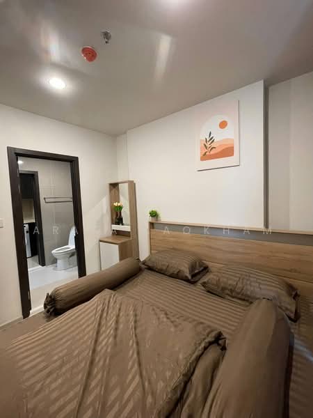 XT Huaikhwang, Bangkok, 244 Ratchadaphisek Road, Huai Khwang, Bangkok, Studio, 35 sqm, Condo For Rent, by Araya Laokham, 500451953 - DDproperty.com