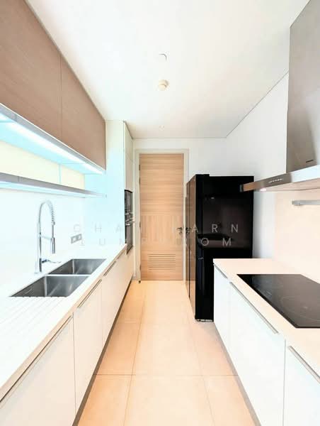 Sindhorn Residence, Bangkok, 54 Soi Ton Son, Lumphini, Pathum Wan, Bangkok, 3 Bedrooms, 148 sqm, Condo For Sale, by Chanikarn Lumphrom, 500452002 - DDproperty.com