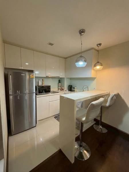 LIV@5 Condominium, Bangkok, 12 Soi Sukumvit 5, Khlongtoei Nua, Watthana, Bangkok, 1 Bedroom, 39 sqm, Condo For Rent, by Bencharong (Yok) Treerat-a-na-wat, 500452011 - DDproperty.com