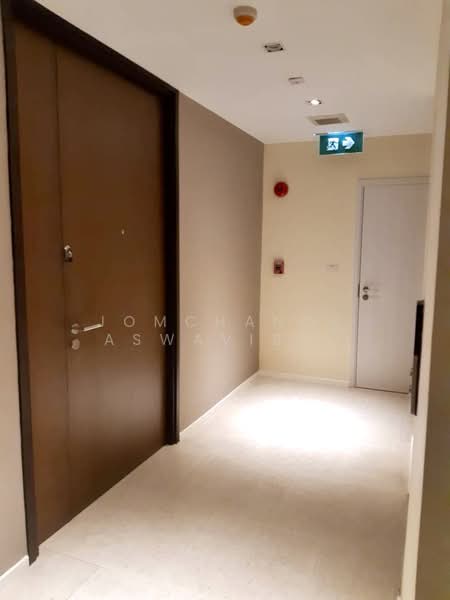 Baan Lux Sathon, Bangkok, Soi Meksawat, Chong Nonsi, Yan Nawa, Bangkok, 3 Bedrooms, 377 sqm, Condo For Rent, by Jomchanok Aswavibul, 500452124 - DDproperty.com