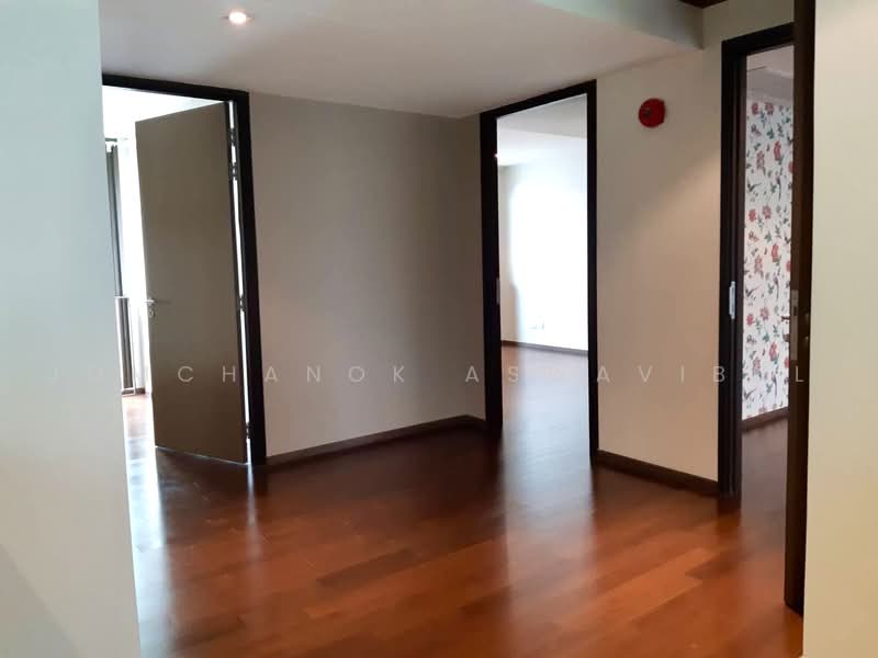 Baan Lux Sathon, Bangkok, Soi Meksawat, Chong Nonsi, Yan Nawa, Bangkok, 3 Bedrooms, 377 sqm, Condo For Rent, by Jomchanok Aswavibul, 500452124 - DDproperty.com