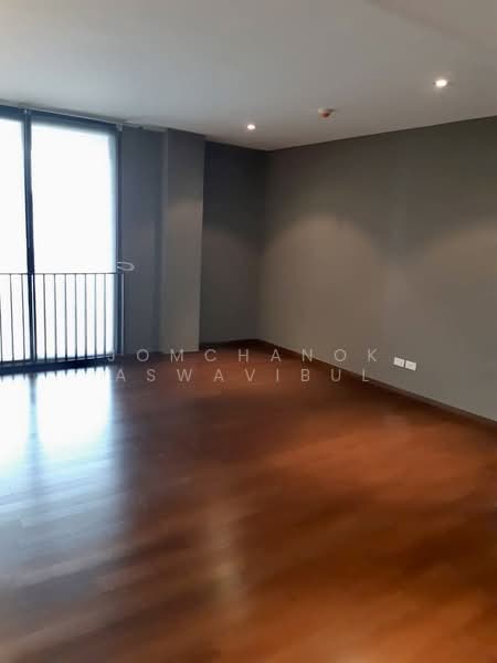 Baan Lux Sathon, Bangkok, Soi Meksawat, Chong Nonsi, Yan Nawa, Bangkok, 3 Bedrooms, 377 sqm, Condo For Rent, by Jomchanok Aswavibul, 500452124 - DDproperty.com
