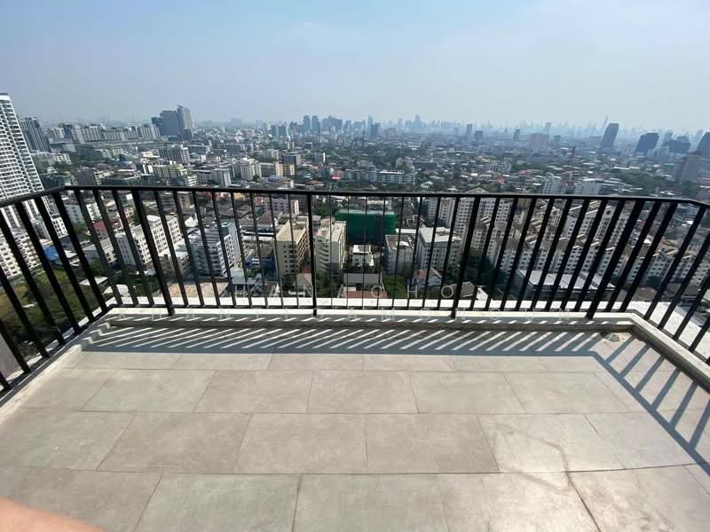 The Issara Ladprao, Bangkok, 296 Ladpao Road, Jom Phon, Chatuchak, Bangkok, 2 Bedrooms, 87 sqm, Condo For Rent, by Thanachot Khantigamongun, 500452158 - DDproperty.com