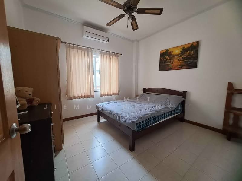 3-BR House, Prachuap Khiri Khan, Hua Hin, Prachuap Khiri Khan, 3 Bedrooms, 150 sqm, Single Detached House For Sale, by Woramet Jiemdumnernkit, 500452229 - DDproperty.com