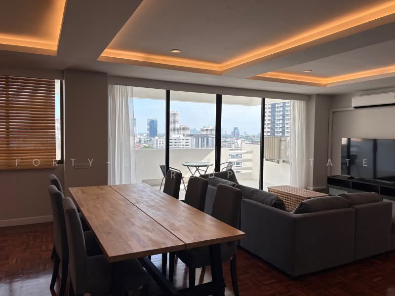 Tongtip Mansion, Bangkok, Soi Sukhumvit 47, Khlong Tan Nua, Watthana, Bangkok, 3 Bedrooms, 250 sqm, Condo For Rent, by Forty-Six Real Estate Group, 500452252 - DDproperty.com