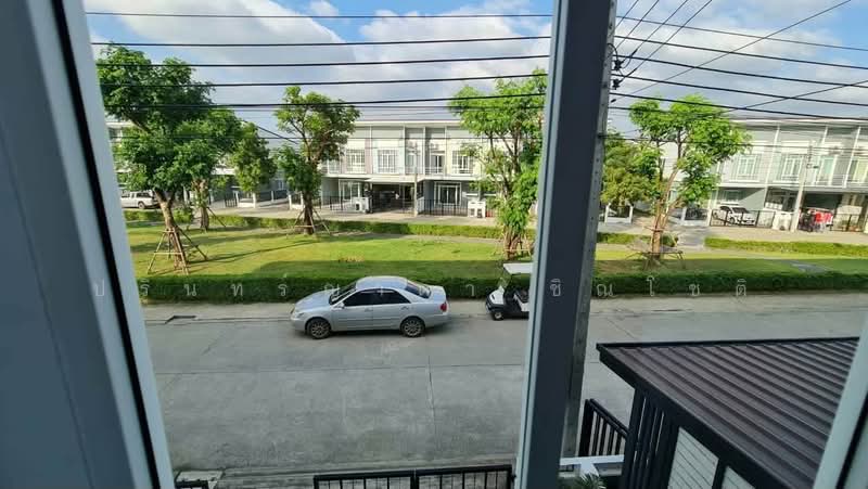 Q District Gusto Donmuang-Songprapa, Bangkok, Songprapa Road, Si Khan, Don Mueang, Bangkok, 4 Bedrooms, 160 sqm, Townhouse For Rent, by ปรินทร์ญาดา ชิณโชติ, 500452293 - DDproperty.com
