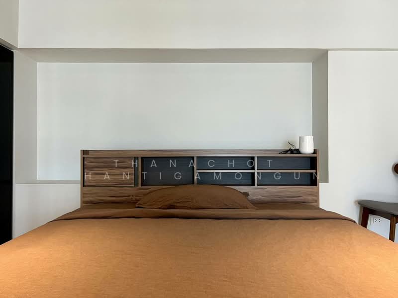 The Lofts Silom, Bangkok, Pramuan Road, Silom, Bang Rak, Bangkok, 1 Bedroom, 47 sqm, Condo For Rent, by Thanachot Khantigamongun, 500452297 - DDproperty.com