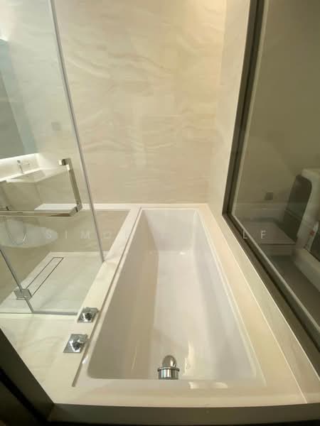 The Strand Thonglor, Bangkok, 36 Soi Sukhumvit 55, Khlong Tan Nua, Watthana, Bangkok, 1 Bedroom, 53 sqm, Condo For Rent, by Simon Decalf, 500452325 - DDproperty.com