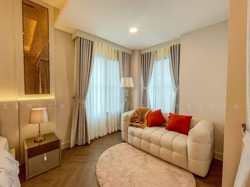 Nantawan Rama 9 - New Krungthepkreetha, Bangkok, Saphan Sung, Bangkok, 4 Bedrooms, 378 sqm, Single Detached House For Rent, by Sanick Sawaisanyakorn, 500452331 - DDproperty.com