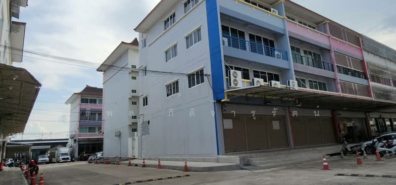 Commercial building for sale at Sampeng 2 Sathon-Kalapaphruek Soi 2 Corner unit, Bangkok, กัลปพฤกษ์, Bang Khae, Bangkok, , 450 sqm, Shophouse For Sale, by ธิติพล กิติจารุรัตน์, 500452354 - DDproperty.com