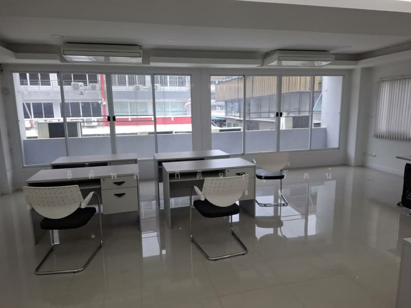 Commercial building for sale at Sampeng 2 Sathon-Kalapaphruek Soi 2 Corner unit, Bangkok, กัลปพฤกษ์, Bang Khae, Bangkok, , 450 sqm, Shophouse For Sale, by ธิติพล กิติจารุรัตน์, 500452354 - DDproperty.com