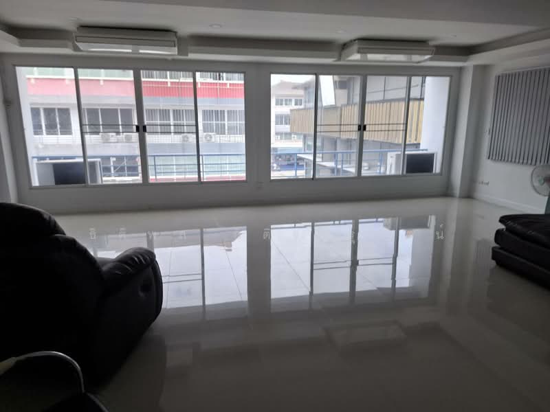 Commercial building for sale at Sampeng 2 Sathon-Kalapaphruek Soi 2 Corner unit, Bangkok, กัลปพฤกษ์, Bang Khae, Bangkok, , 450 sqm, Shophouse For Sale, by ธิติพล กิติจารุรัตน์, 500452354 - DDproperty.com
