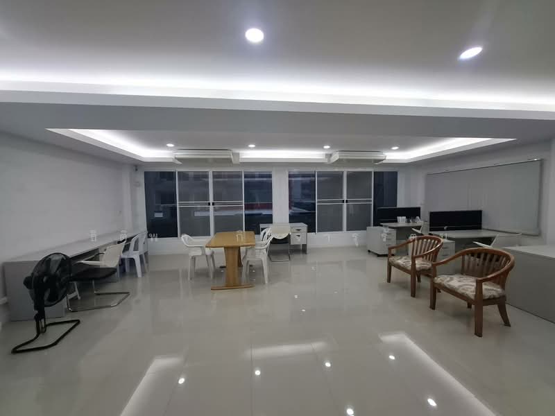 Commercial building for sale at Sampeng 2 Sathon-Kalapaphruek Soi 2 Corner unit, Bangkok, กัลปพฤกษ์, Bang Khae, Bangkok, , 450 sqm, Shophouse For Sale, by ธิติพล กิติจารุรัตน์, 500452354 - DDproperty.com
