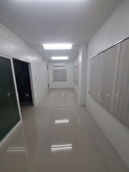 Commercial building for sale at Sampeng 2 Sathon-Kalapaphruek Soi 2 Corner unit, Bangkok, กัลปพฤกษ์, Bang Khae, Bangkok, , 450 sqm, Shophouse For Sale, by ธิติพล กิติจารุรัตน์, 500452354 - DDproperty.com