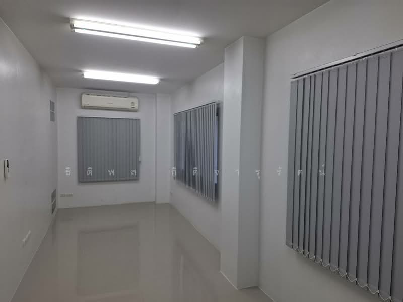Commercial building for sale at Sampeng 2 Sathon-Kalapaphruek Soi 2 Corner unit, Bangkok, กัลปพฤกษ์, Bang Khae, Bangkok, , 450 sqm, Shophouse For Sale, by ธิติพล กิติจารุรัตน์, 500452354 - DDproperty.com