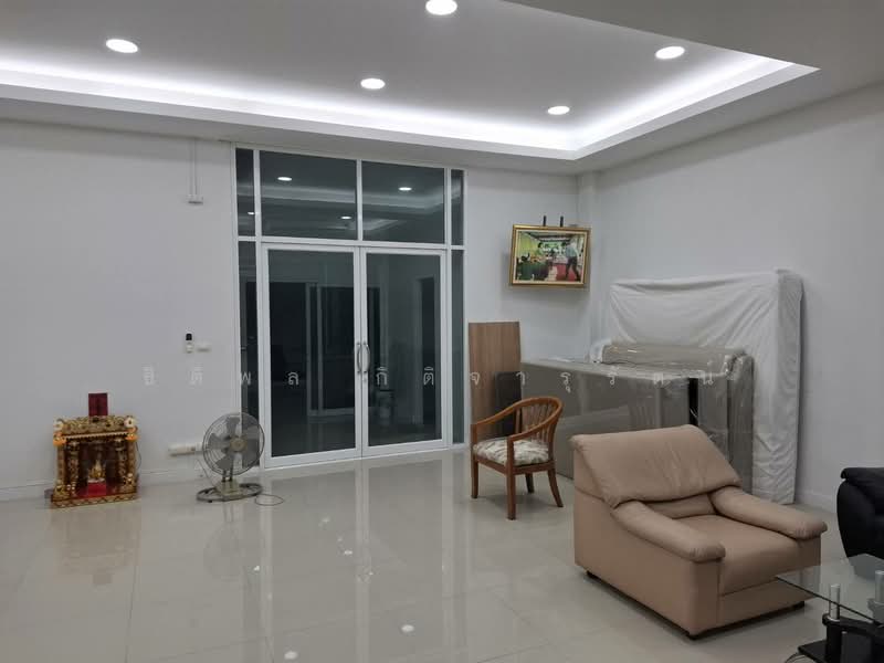 Commercial building for sale at Sampeng 2 Sathon-Kalapaphruek Soi 2 Corner unit, Bangkok, กัลปพฤกษ์, Bang Khae, Bangkok, , 450 sqm, Shophouse For Sale, by ธิติพล กิติจารุรัตน์, 500452354 - DDproperty.com