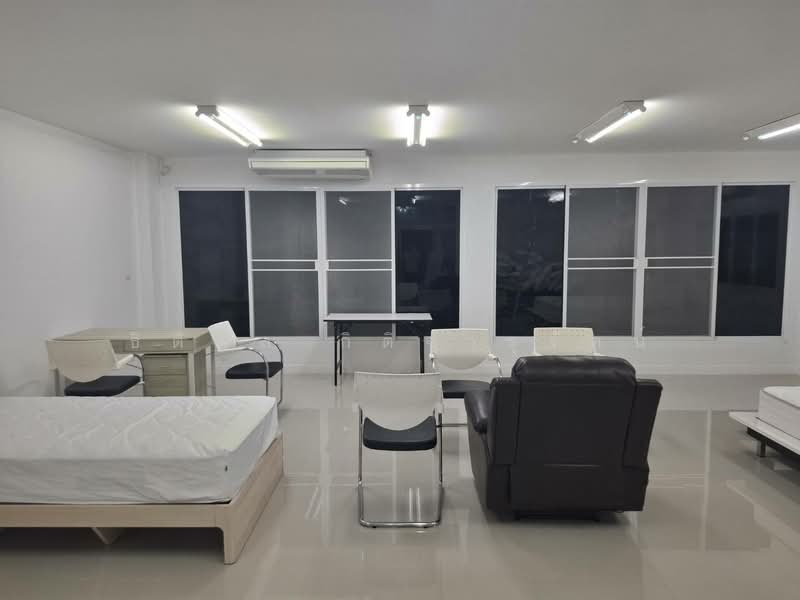 Commercial building for sale at Sampeng 2 Sathon-Kalapaphruek Soi 2 Corner unit, Bangkok, กัลปพฤกษ์, Bang Khae, Bangkok, , 450 sqm, Shophouse For Sale, by ธิติพล กิติจารุรัตน์, 500452354 - DDproperty.com