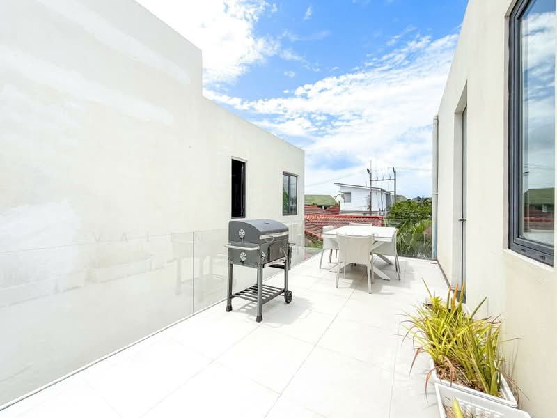 3-BR Villa, Chon Buri (Pattaya), Poong, Bang Lamung (Pattaya), Chon Buri (Pattaya), 3 Bedrooms, 220 sqm, Villa For Sale, by Valen Lokunpai , 500452356 - DDproperty.com