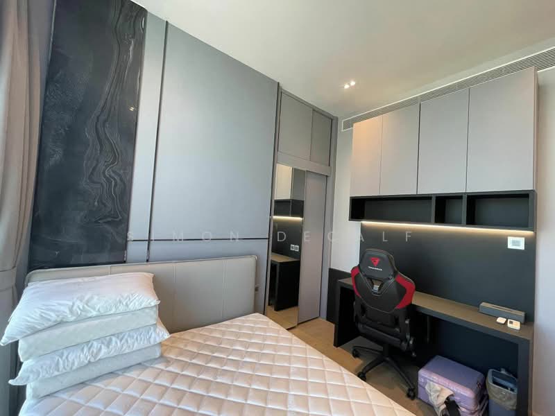 The Strand Thonglor, Bangkok, 36 Soi Sukhumvit 55, Khlong Tan Nua, Watthana, Bangkok, 3 Bedrooms, 186 sqm, Condo For Rent, by Simon Decalf, 500452363 - DDproperty.com