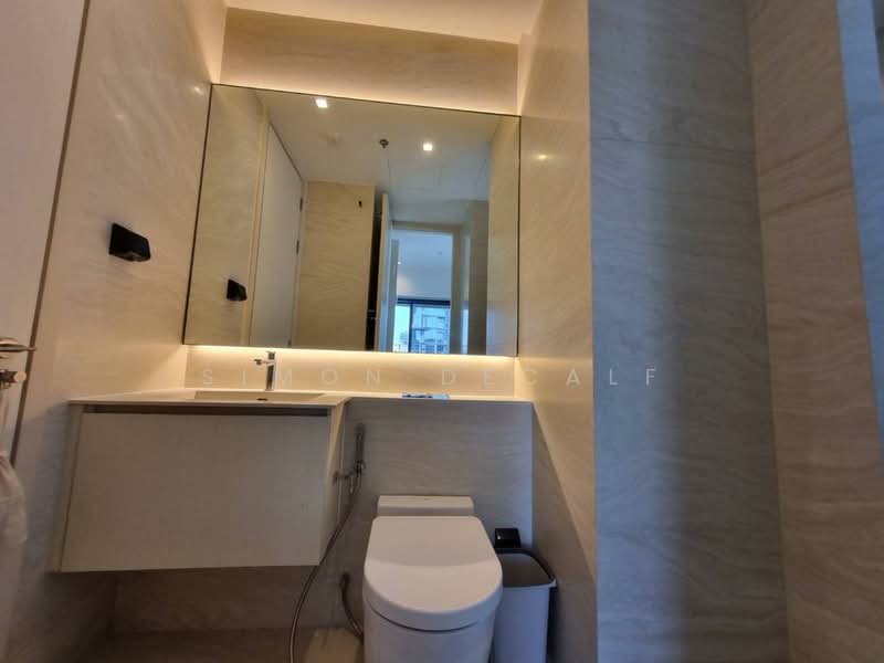 The Strand Thonglor, Bangkok, 36 Soi Sukhumvit 55, Khlong Tan Nua, Watthana, Bangkok, 2 Bedrooms, 80 sqm, Condo For Rent, by Simon Decalf, 500452379 - DDproperty.com