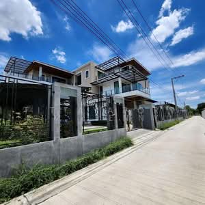 ขาย - บ้านเดี่ยว Modern Luxury Sukhumvit 101, กรุงเทพ