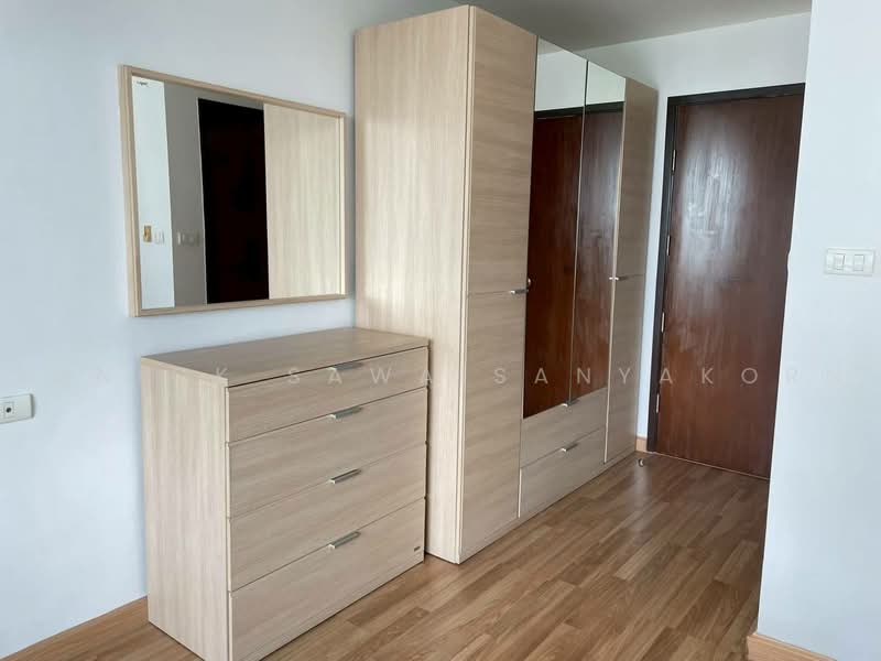 Y.O. Place, Bangkok, 223 Soi Sai Nam Thip 2, Khlong Toei, Bangkok, 2 Bedrooms, 93 sqm, Apartment For Rent, by Sanick Sawaisanyakorn, 500452398 - DDproperty.com