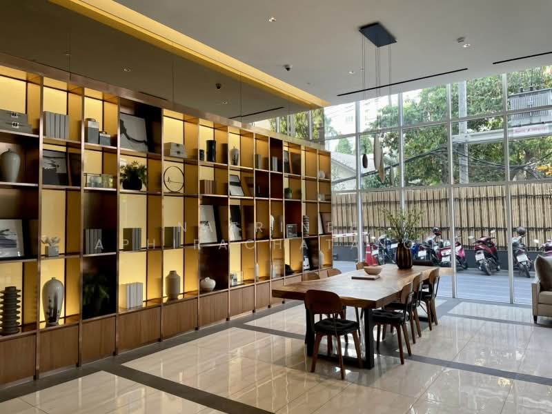 Wyndham Residence, Bangkok, 388 Ratchadaphisek Road, Khlong Toei, Bangkok, 1 Bedroom, 35 sqm, Condo For Rent, by Natrinee Aphirachatanon, 500452399 - DDproperty.com