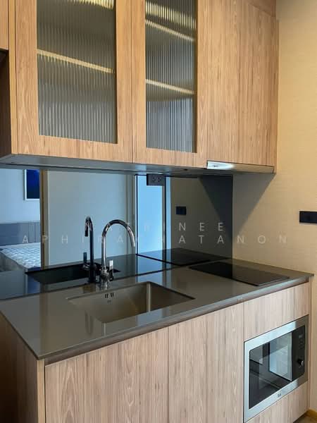 Wyndham Residence, Bangkok, 388 Ratchadaphisek Road, Khlong Toei, Bangkok, 1 Bedroom, 35 sqm, Condo For Rent, by Natrinee Aphirachatanon, 500452399 - DDproperty.com