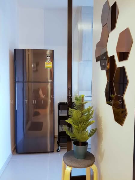 Life Asoke, Bangkok, Asoke-Dindang Road, Bang Kapi, Huai Khwang, Bangkok, 1 Bedroom, 30 sqm, Condo For Rent, by Achaya Nithipanyawong, 500452448 - DDproperty.com