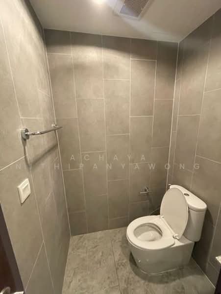 C Ekkamai, Bangkok, 888 Soi Sukhumvit 63, Sukhumvit Road, Khlong Tan Nua, Watthana, Bangkok, 1 Bedroom, 36 sqm, Condo For Rent, by Achaya Nithipanyawong, 500452476 - DDproperty.com