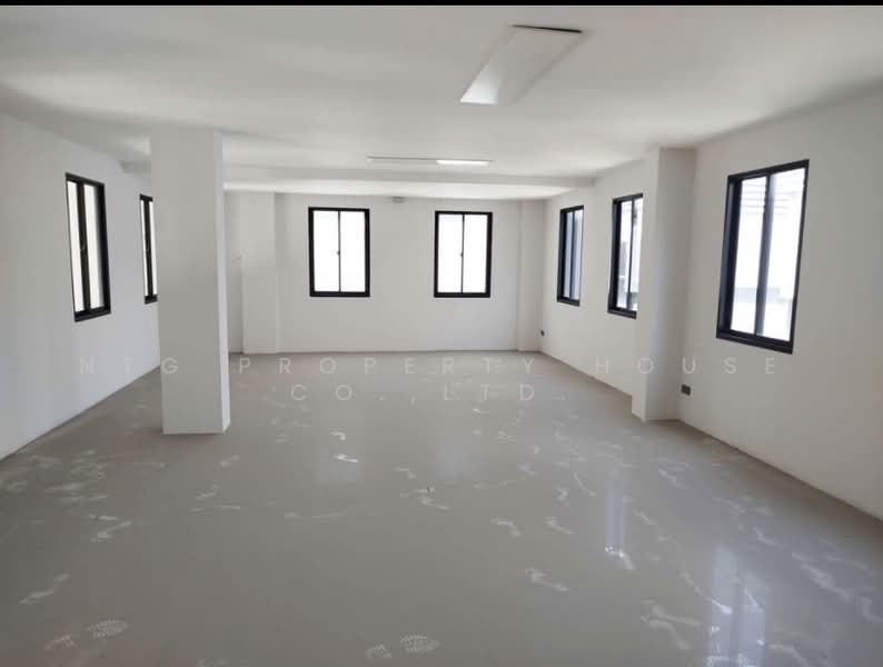 อาคาร3.5ชั้น พร้อมโกดัง หนองจอก, Bangkok, Min Buri, Min Buri, Bangkok, , 850 sqm, Warehouse/Factory For Rent, by NTG Property House Co.,Ltd., 500452489 - DDproperty.com