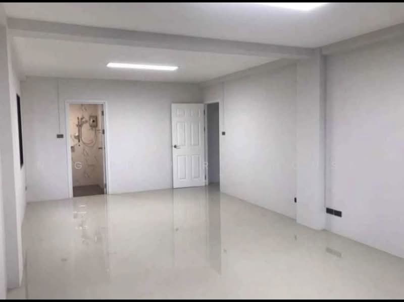 อาคาร3.5ชั้น พร้อมโกดัง หนองจอก, Bangkok, Min Buri, Min Buri, Bangkok, , 850 sqm, Warehouse/Factory For Rent, by NTG Property House Co.,Ltd., 500452489 - DDproperty.com