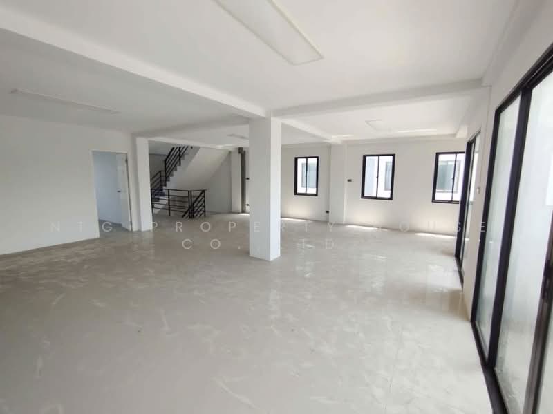อาคาร3.5ชั้น พร้อมโกดัง หนองจอก, Bangkok, Min Buri, Min Buri, Bangkok, , 850 sqm, Warehouse/Factory For Rent, by NTG Property House Co.,Ltd., 500452489 - DDproperty.com
