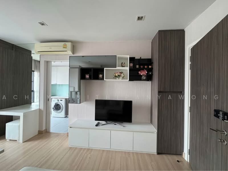 Urbano Absolute Sathon-Taksin, Bangkok, 345 Charoen Nakhon 14/2 Alley, Khlong Ton Sai, Khlong San, Bangkok, 1 Bedroom, 31 sqm, Condo For Rent, by Achaya Nithipanyawong, 500452514 - DDproperty.com