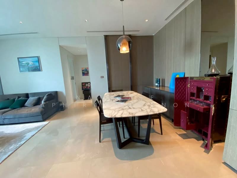Sindhorn Residence, Bangkok, 54 Soi Ton Son, Lumphini, Pathum Wan, Bangkok, 3 Bedrooms, 148 sqm, Condo For Rent, by Natrinee Aphirachatanon, 500452550 - DDproperty.com