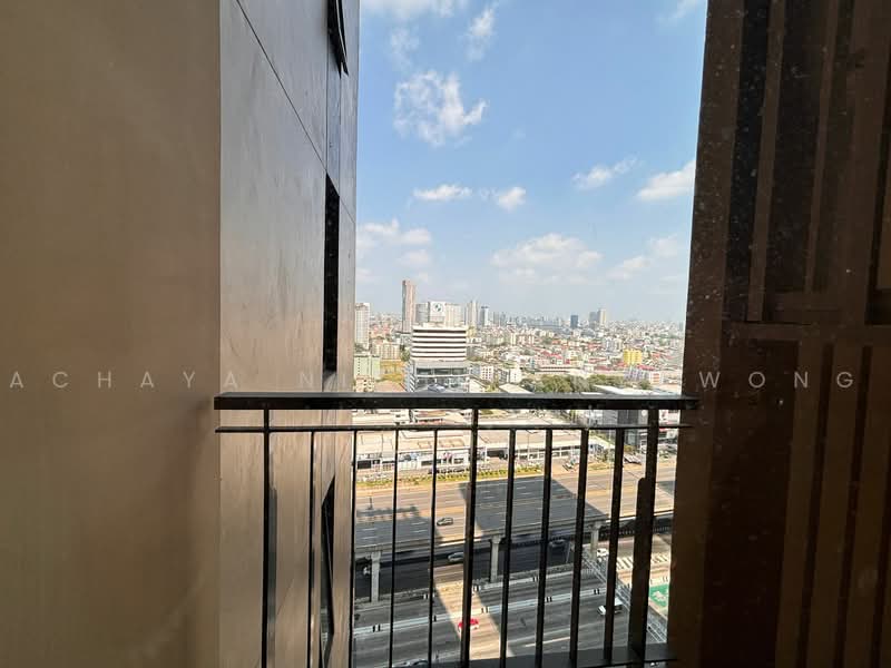 Equinox Phahol Vibha, Bangkok, 345 Paholyothin Road, Jom Phon, Chatuchak, Bangkok, 1 Bedroom, 30 sqm, Condo For Rent, by Achaya Nithipanyawong, 500452554 - DDproperty.com